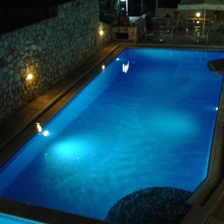 Lola's Hotel Platanés Esterno foto