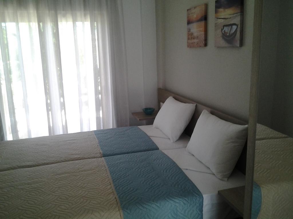 Lola's Hotel Platanés Esterno foto