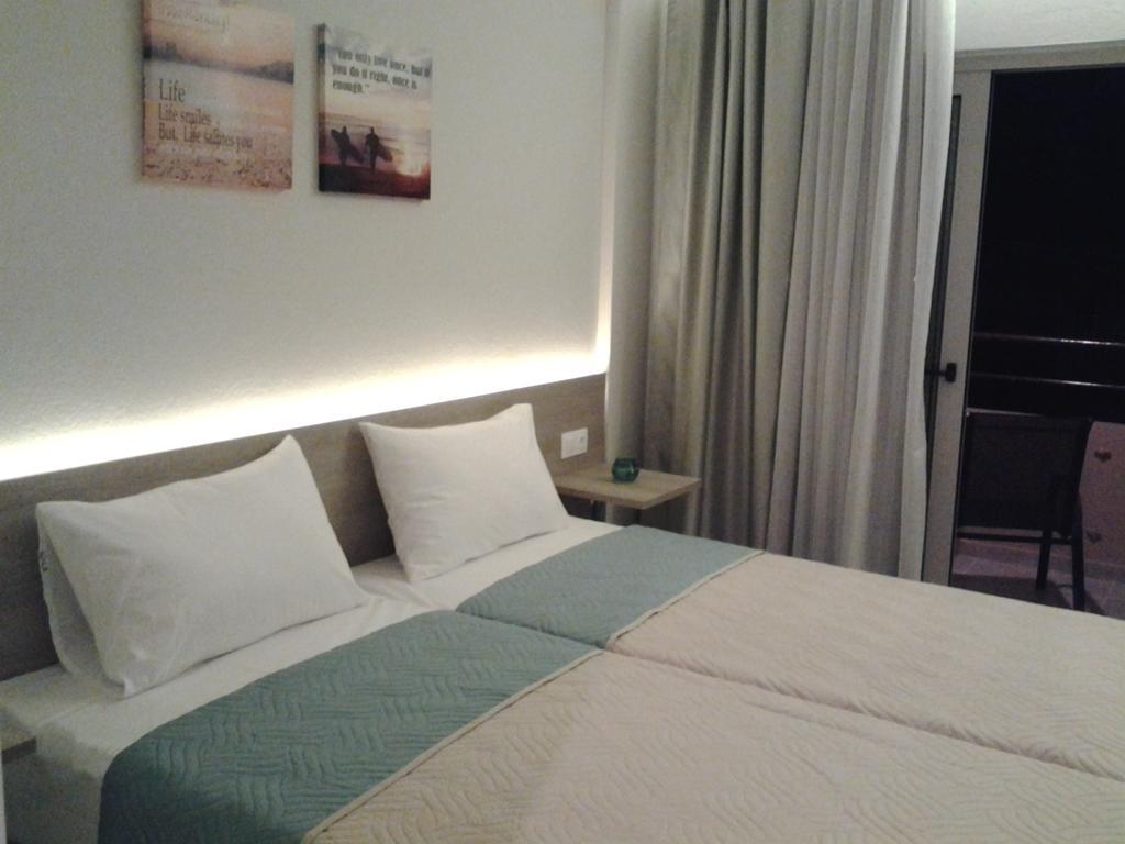Lola's Hotel Platanés Esterno foto