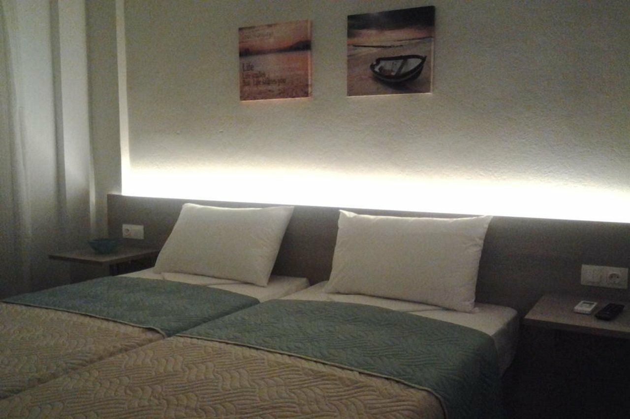 Lola's Hotel Platanés Esterno foto
